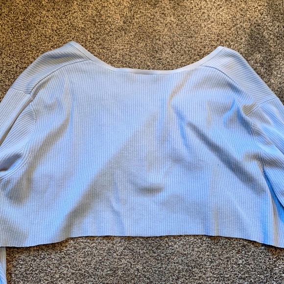 Vintage Baby Blue Cropped Cardigan - Picture 3 of 3